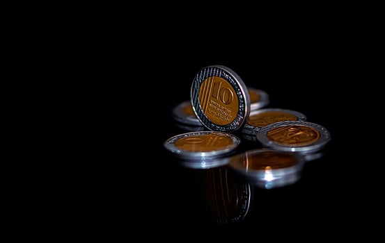 money-Image by Ri Butov from Pixabay